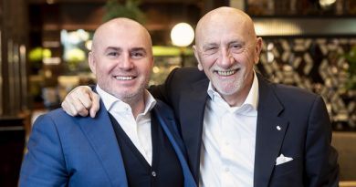 Fausto Arrighi és Herczeg Zoltán. Volkswagen-Dining Guide TOP100 Étteremkalauz 2020. RendezvényMagazin 2020.