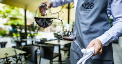 Régi magyar borfajtákkal nyit az N28 Wine & Kitchen terasza. Rendezvény Magazin 2022.